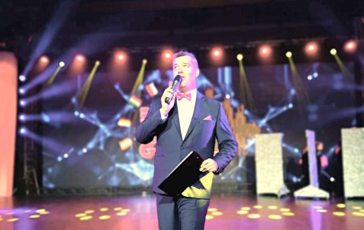 Taneční skupina roku — moderátor Ondra Vodný